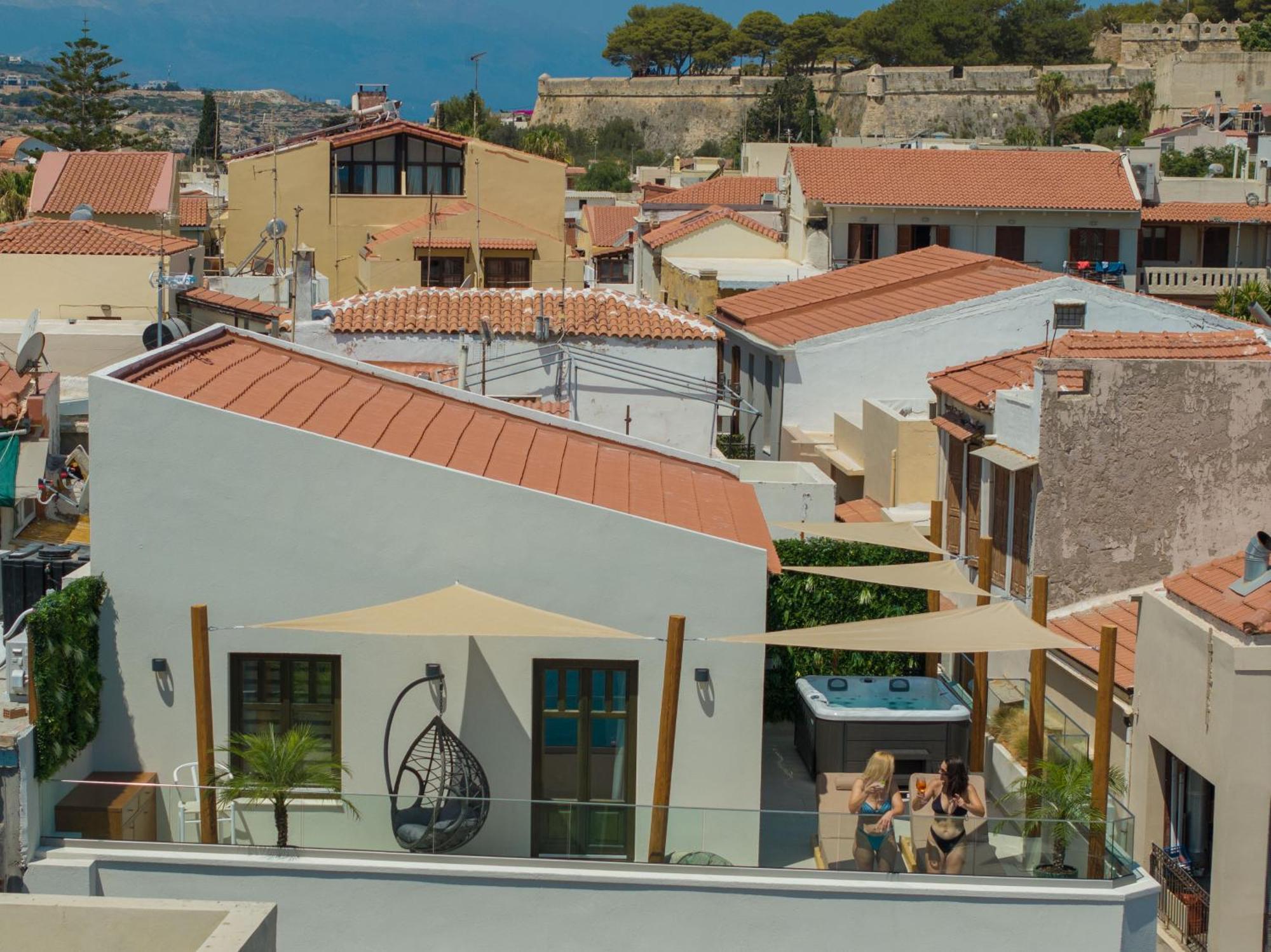 Rettimo Suites, Experience Luxury In The Heart Of Rethymno Εξωτερικό φωτογραφία