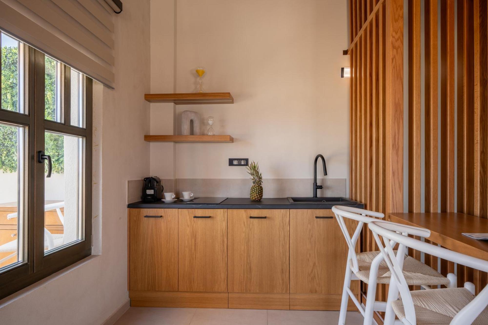 Rettimo Suites, Experience Luxury In The Heart Of Rethymno Εξωτερικό φωτογραφία